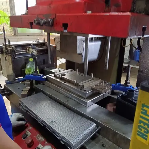 stamping forming grille